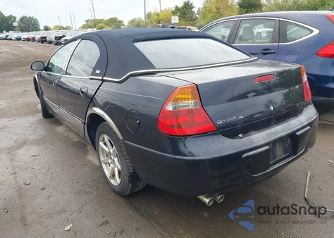 2002 Chrysler 300M z USA, uszkodzony, nr VIN 2C3HE66G42H307993